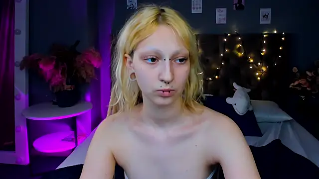 Lexy-Woorhez online show from 02/24/25, 01:31