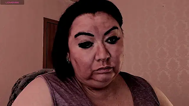 SexxyDreams1 online show from 02/03/26, 06:22