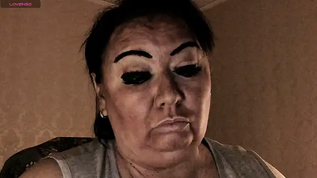 SexxyDreams1 online show from 03/06/26, 10:17