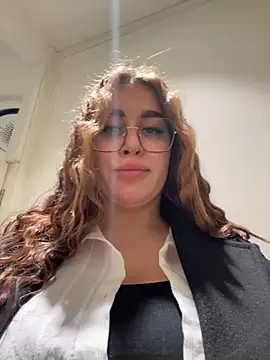 VikiDemi online show from 02/25/26, 02:59