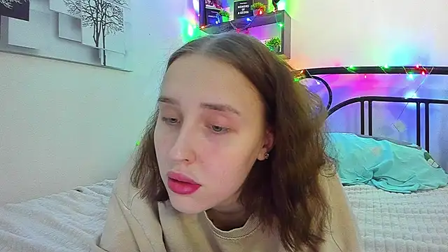 LinaTruly online show from 03/26/26, 10:26