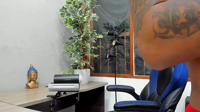 Robin Rief online show from 01/14/25, 03:53