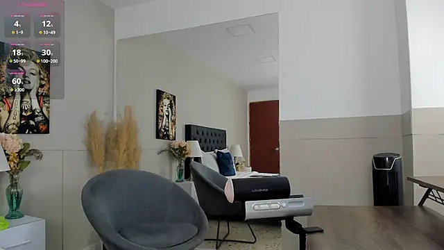 Robin Rief online show from 01/15/25, 04:36