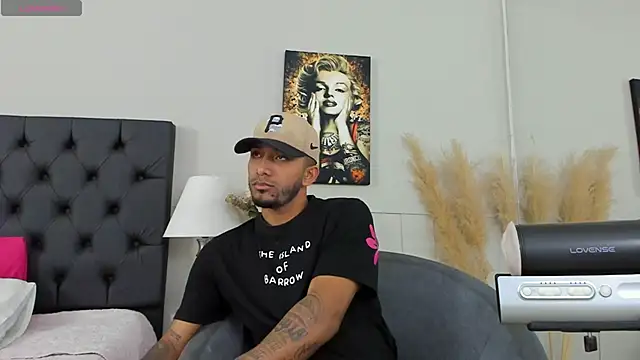 Robin Rief online show from 03/12/25, 09:23