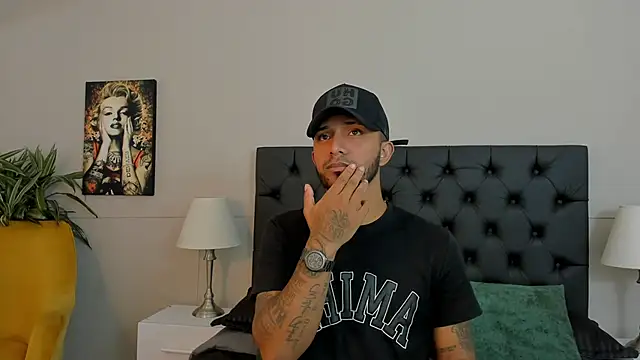 Robin Rief online show from 10/13/25, 03:39