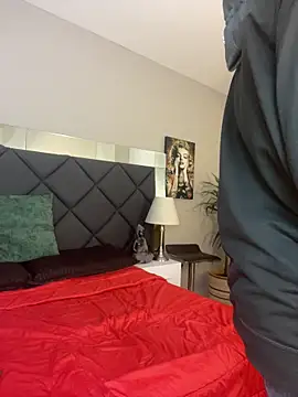 Robin Rief online show from 02/05/26, 03:44