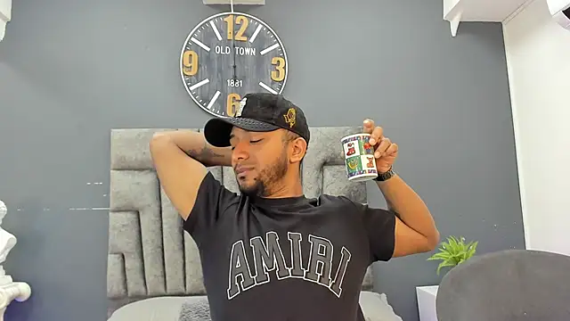 Robin Rief online show from 04/10/26, 07:51