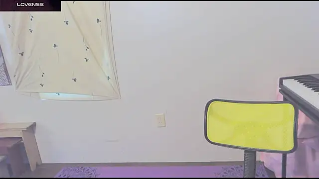  hellostormy  online show from 04/19/26, 01:54