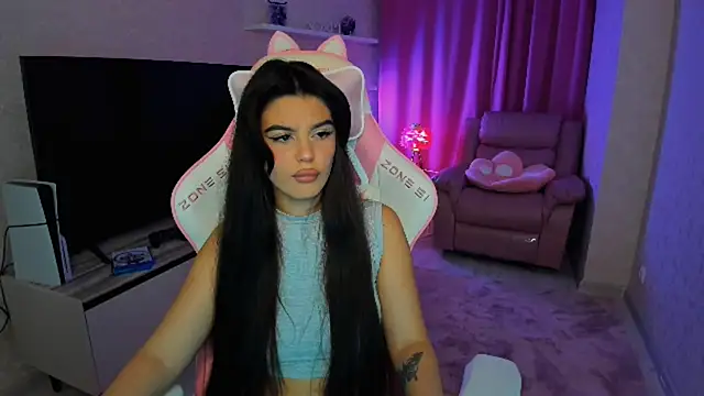 AlluringAriel online show from 09/20/25, 07:15