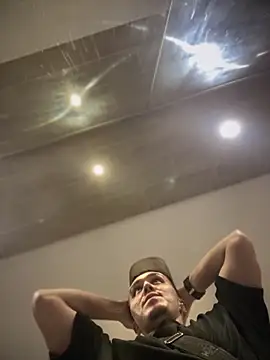 adam-rivera online show from 09/14/25, 11:04