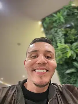 adam-rivera online show from 09/25/25, 02:04