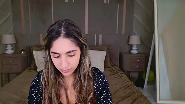 Teresa Stane online show from 01/29/25, 09:23