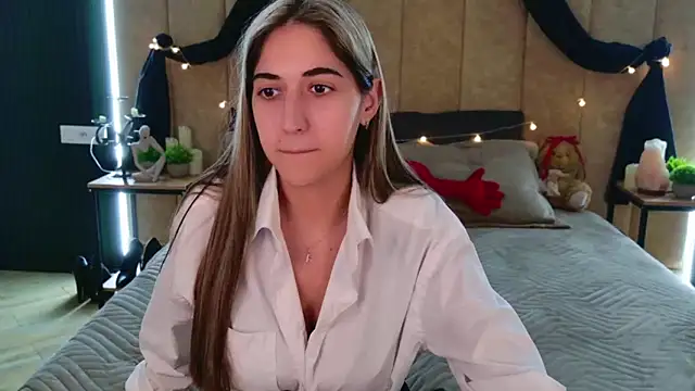 Teresa Stane online show from 03/05/25, 01:39