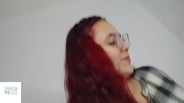 Snapshot of LatinasGoddesses_ chatting on 01/06/25, 11:52 LatinasGoddesses online show from 01/06/25, 11:52