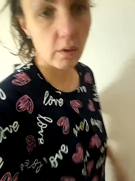 Magic  smile online show from 11/10/25, 04:44