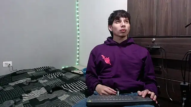 pervertsteens3 online show from 09/14/25, 03:05