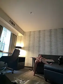 littlemissbabycakes online show from 04/06/26, 11:05