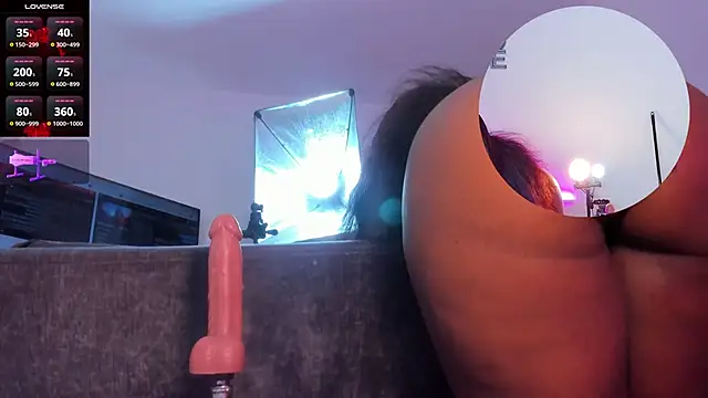 Snapshot of mia-brit chatting on 03/18/25, 09:21 mia-brit online show from 03/18/25, 09:21