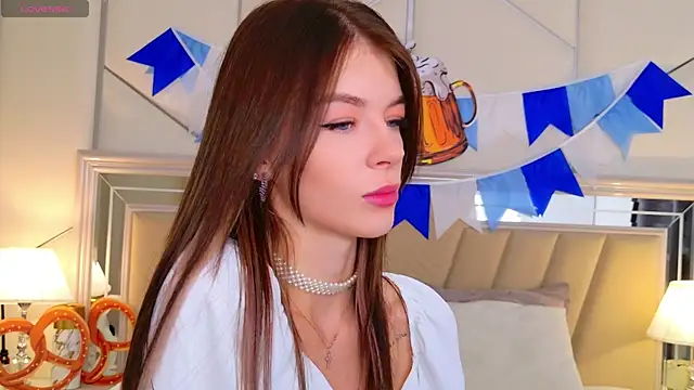 MeganMour online show from 09/28/25, 04:56