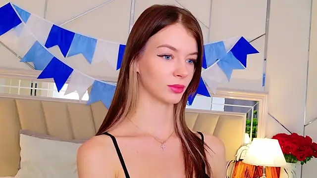 MeganMour online show from 10/03/25, 05:43