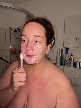 Engel mia online show from 10/07/25, 01:30