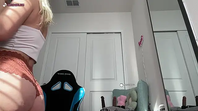 PaigePawg online show from 04/15/26, 09:15