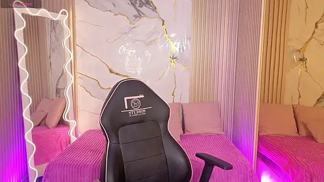 penelope tay1 online show from 04/16/26, 03:29