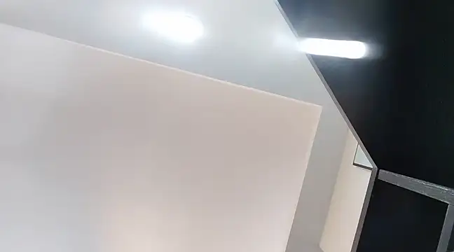 yellow Ren online show from 12/11/24, 08:04