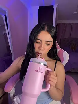 Emily-14 online show from 04/30/26, 04:52