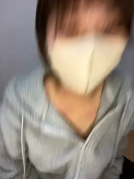 Snapshot of -anzu-o chatting on 12/13/24, 12:28 -anzu-o online show from 12/13/24, 12:28