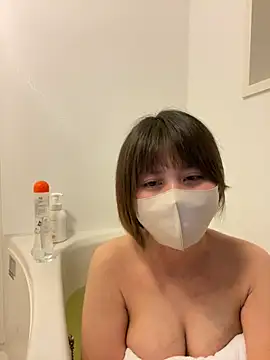 Snapshot of -anzu-o chatting on 12/28/24, 12:35 -anzu-o online show from 12/28/24, 12:35