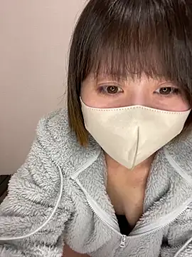 Snapshot of -anzu-o chatting on 01/08/25, 12:47 -anzu-o online show from 01/08/25, 12:47