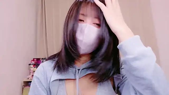 Snapshot of -anzu-o chatting on 11/07/25, 09:59 -anzu-o online show from 11/07/25, 09:59