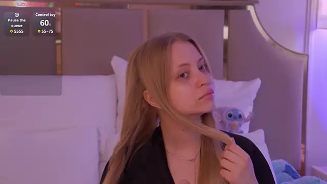 DorisHell online show from 09/25/25, 03:21