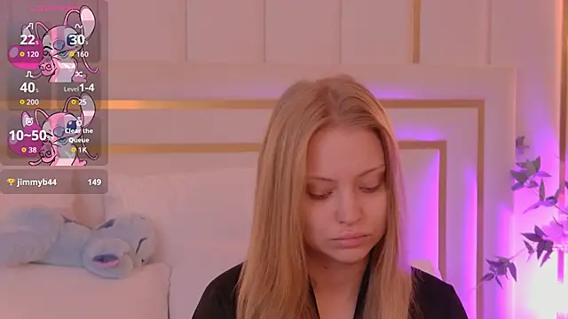 DorisHell online show from 10/23/25, 03:06