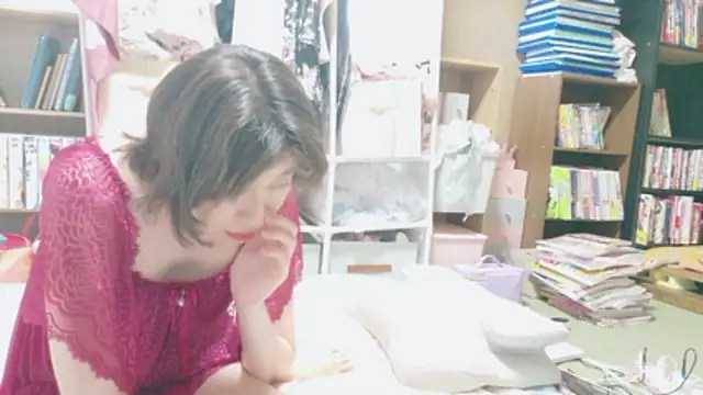Snapshot of morikawa_sayaka chatting on 07/05/26, 04:19 morikawa sayaka online show from 07/05/26, 04:19