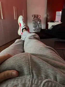 93moro online show from 12/16/24, 12:49