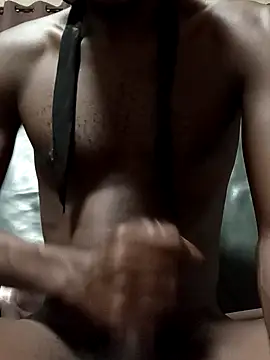 Snapshot of GOLDEN_HQUR chatting on 03/10/25, 05:54 GOLDEN HQUR online show from 03/10/25, 05:54