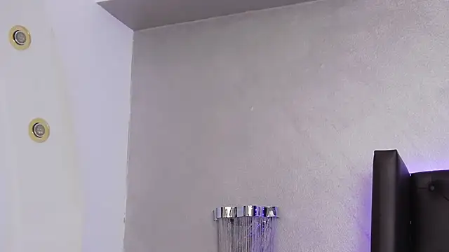 SkylerSpark online show from 01/28/25, 02:53