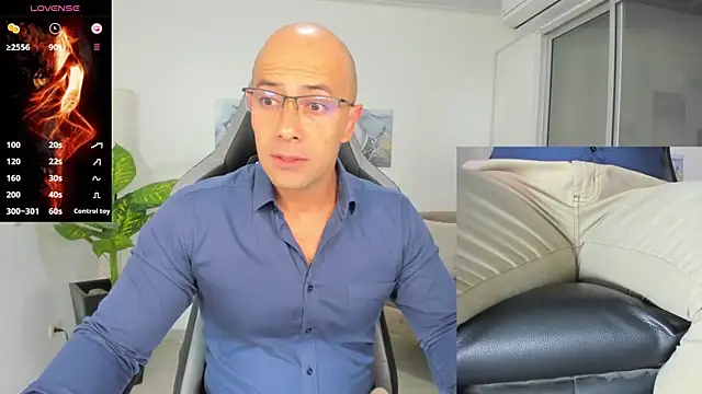 Snapshot of ryan_master_ chatting on 01/05/25, 09:05 ryan master online show from 01/05/25, 09:05