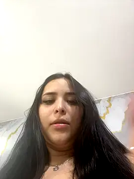 Sarawhiites online show from 12/02/25, 05:46