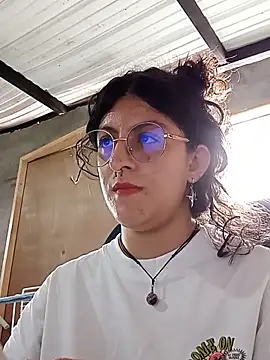 LoveElectra online show from 05/26/26, 03:41