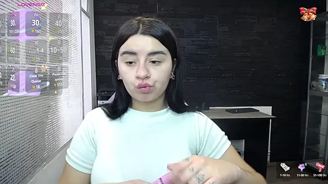 SaraBraun  online show from 12/21/24, 01:53