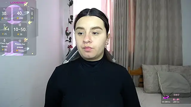 SaraBraun  online show from 12/03/25, 04:38