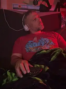 TwoFarty240 online show from 04/22/26, 09:22