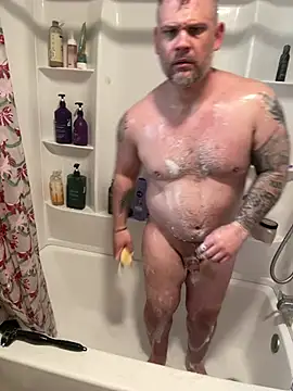 TwoFarty240 online show from 04/29/26, 03:27