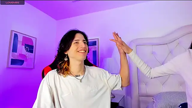 sett and gwen online show from 12/15/24, 08:15