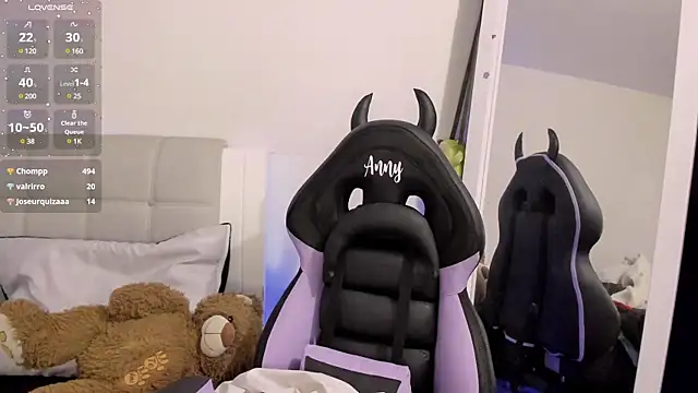 Snapshot of Any_Roussee chatting on 01/18/25, 09:13 Any Roussee online show from 01/18/25, 09:13