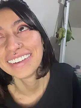 Snapshot of Any_Roussee chatting on 02/16/25, 11:59 Any Roussee online show from 02/16/25, 11:59