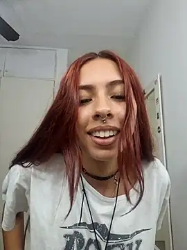 Jazmin-Cerezita online show from 10/24/25, 10:50